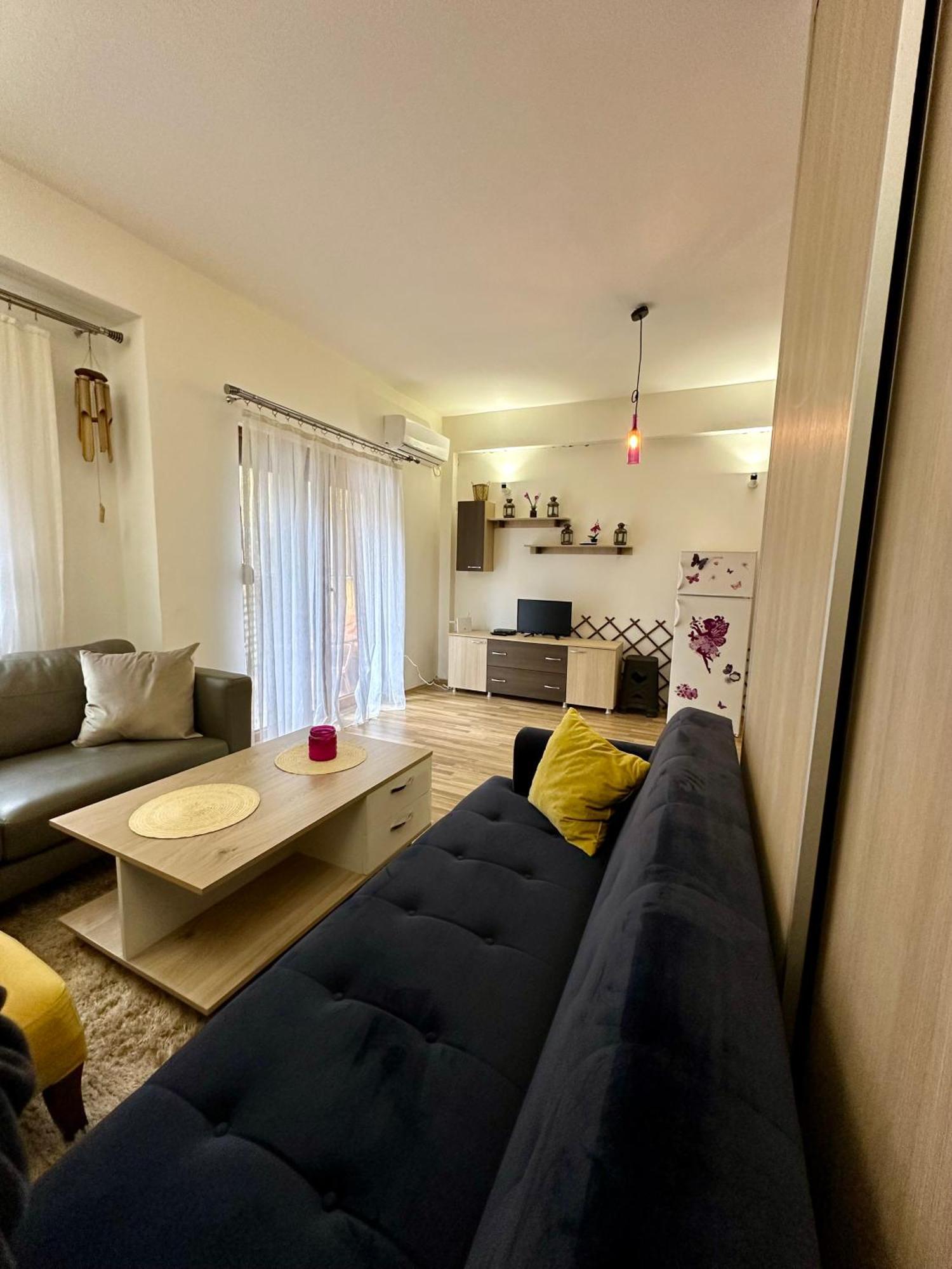 Forest View Apartment มาโวรโว ภายนอก รูปภาพ