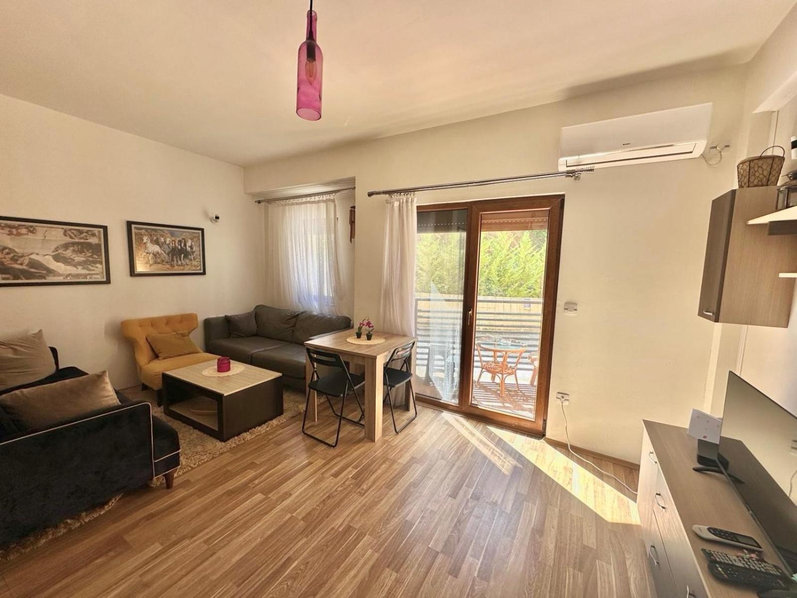 Forest View Apartment มาโวรโว ภายนอก รูปภาพ